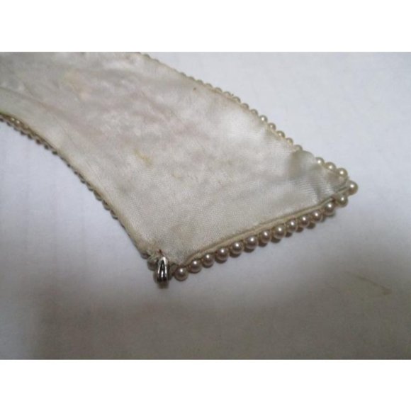 *Cream And Silver Metallic Vintage Pearl Beaded Collar Scarf - Picture 5 of 7